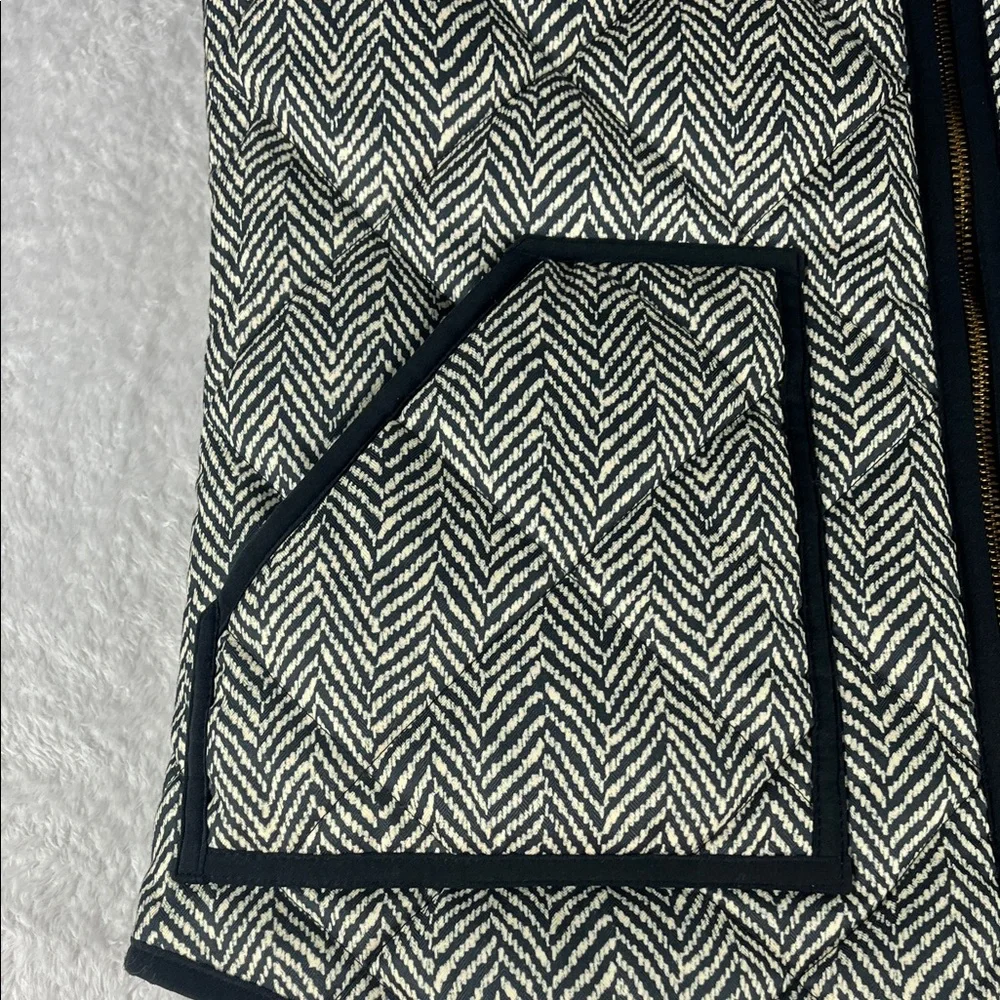 J.‎ Crew Women's Small Black and White Herringbone Full Zip Vest & Front Pockets